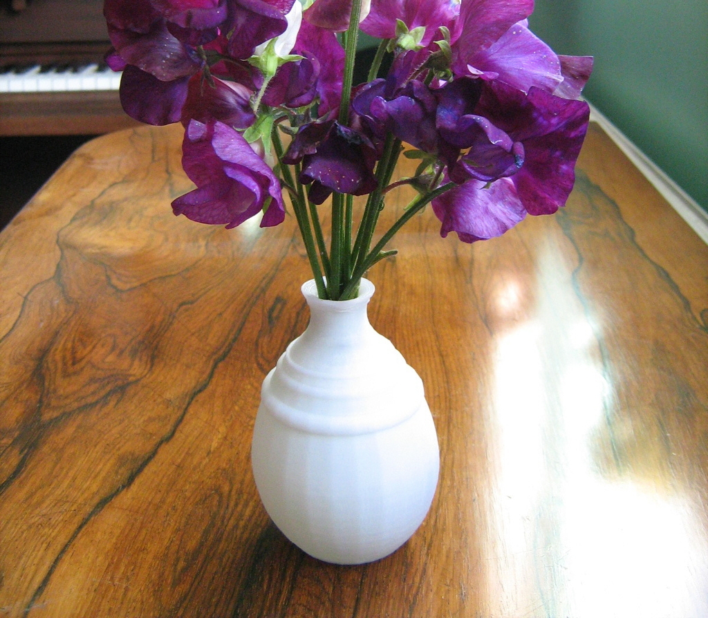 small flower vase