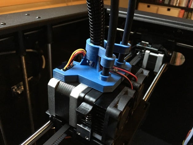 Flashforge Creator X/Pro extruder filament tube bracket with press-in tube holding clip