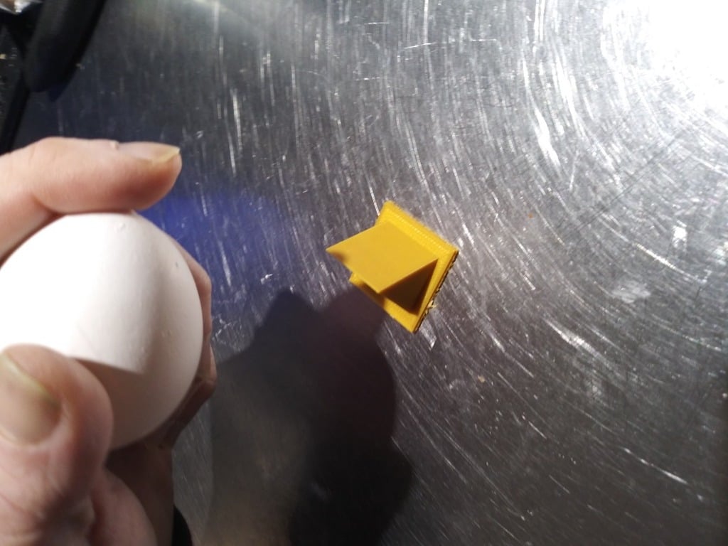 simple egg cracker