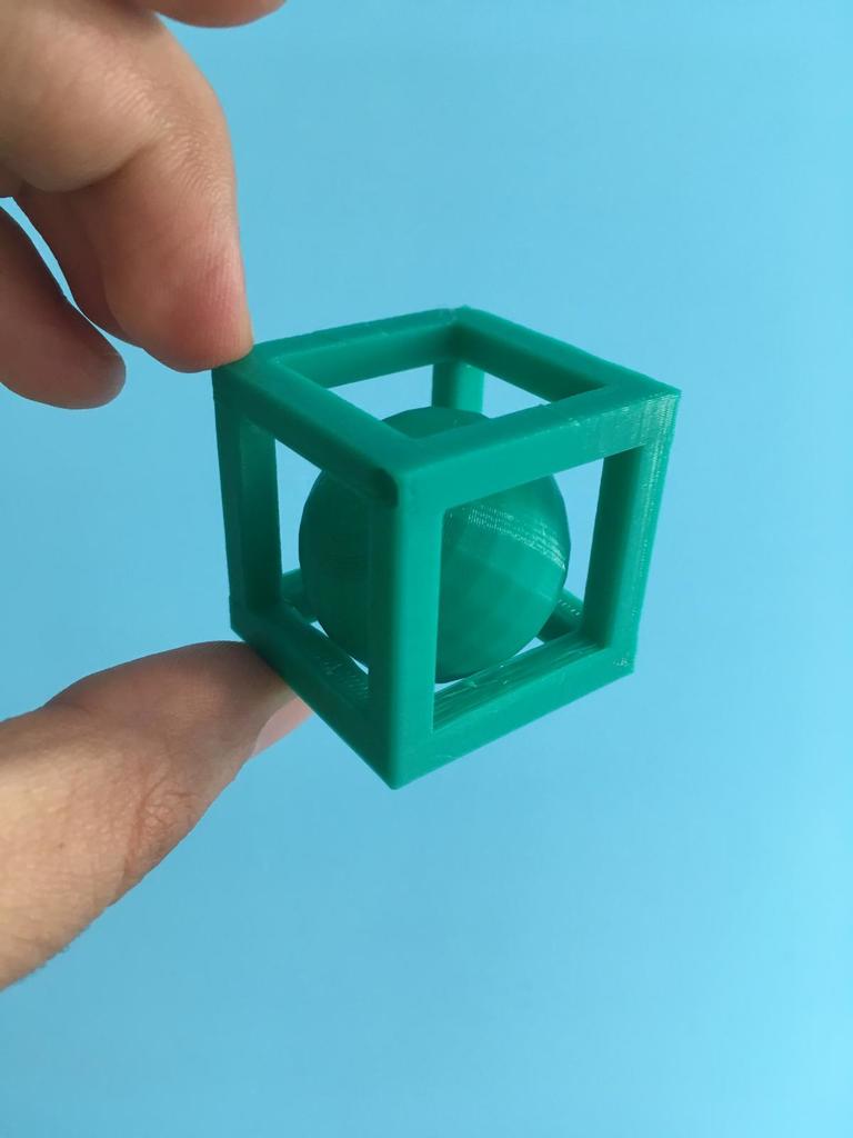 Interdimensional 3d cube and impossible circle