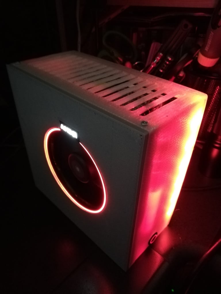 Mini ITX case for Ryzen 2400g/2200g with Wraith Spire Cooler