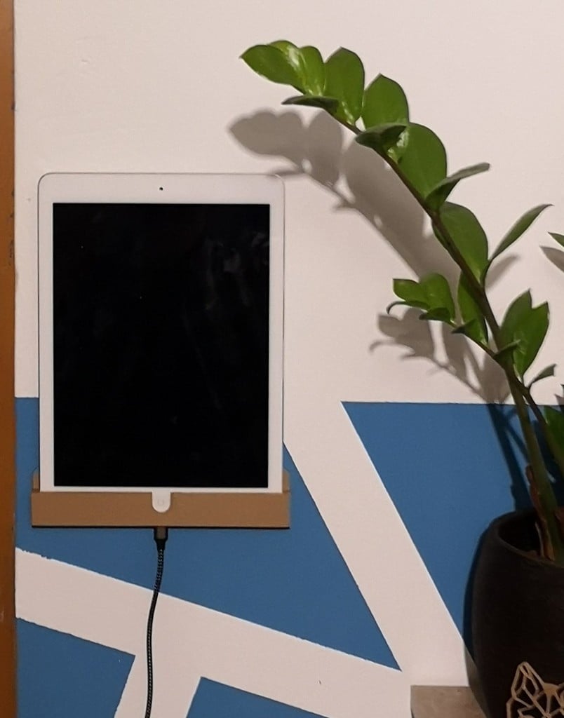 Wall mount for ipad air