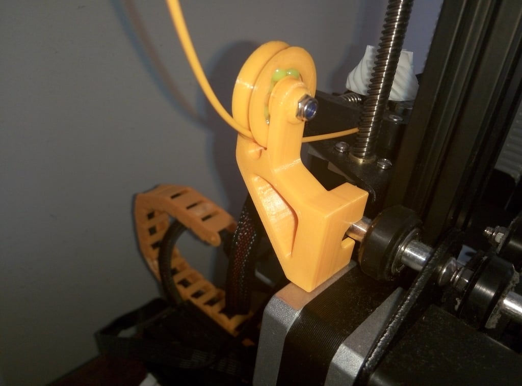 Ender 3 Filament guide with 3d printed bearing