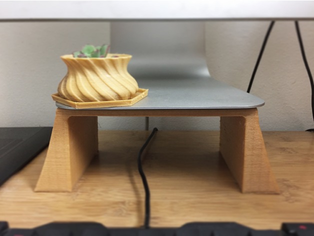 Simple iMac Stand