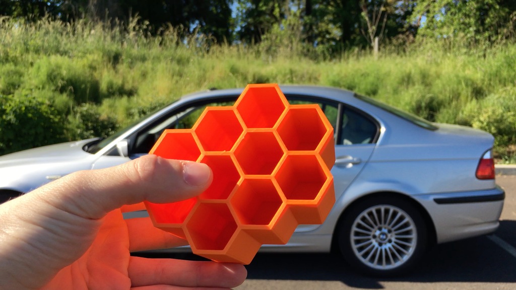 Honeycomb organizer (Indestructible)