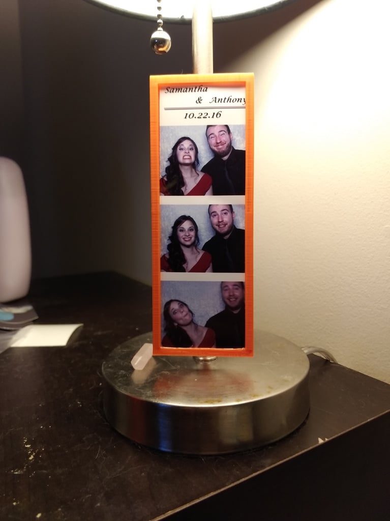 Clip on photo-booth style photo frame