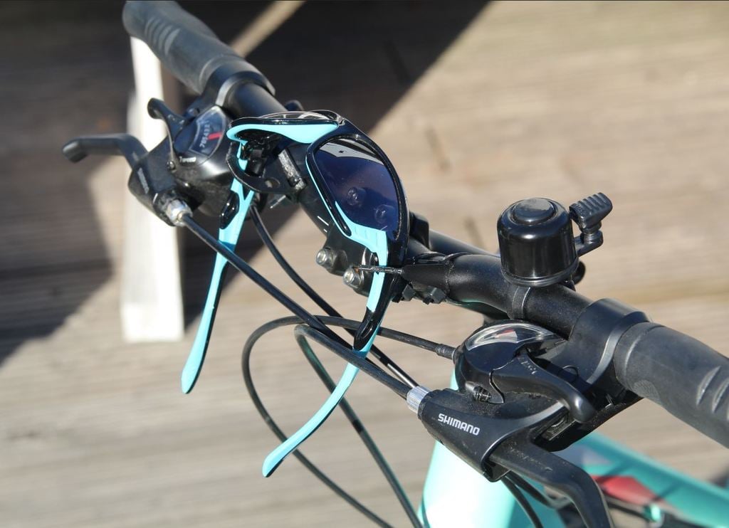 Bike bracket for glasses