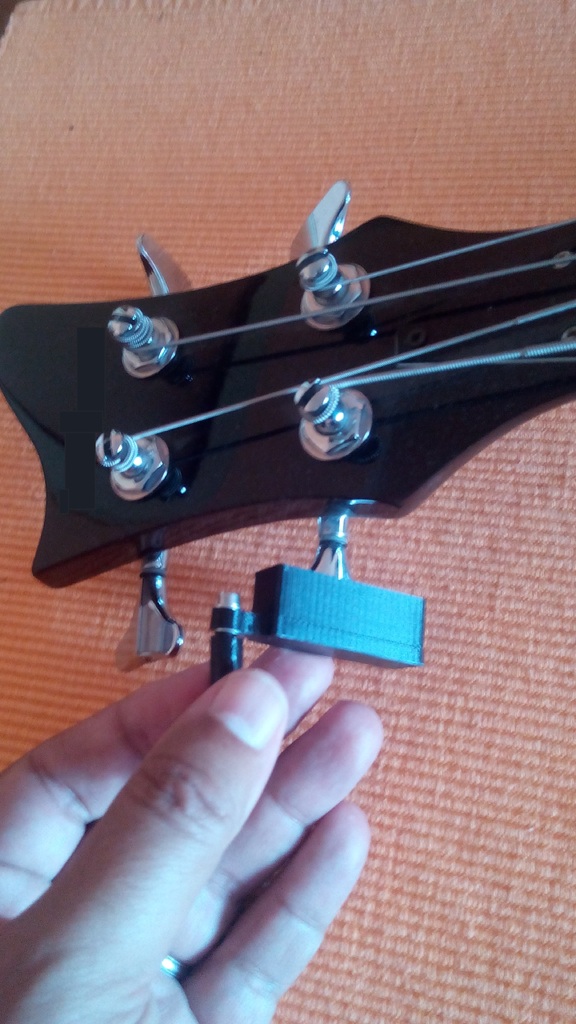 Electric Bass String Winder