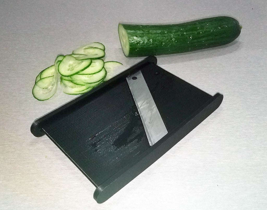 Breakaway Knife Blade Cucumber Slicer Mandoline