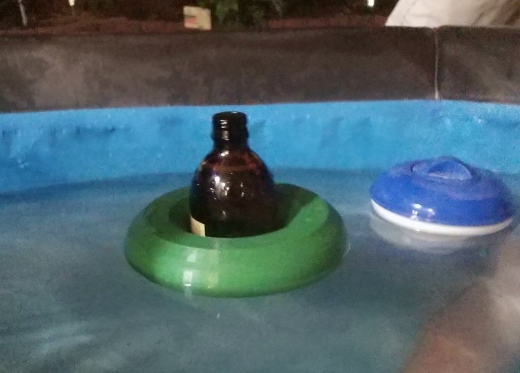 Floating Cup/Bottle Holder