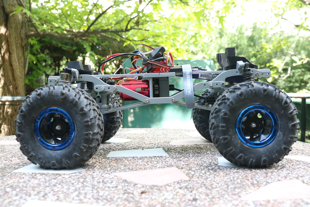 MyRCCar 1/10 Monster /Crawler Chassis with Configurable 270 to 330mm Wheelbase