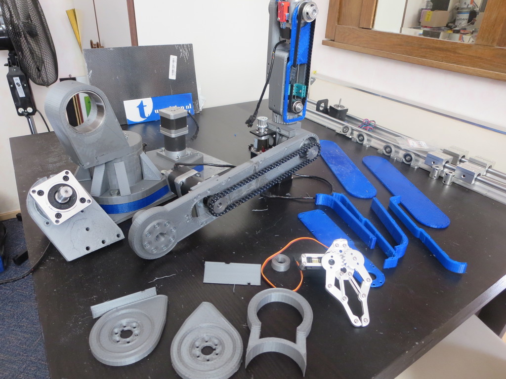 Tunnelplan 3D printing Robotic Arm AR2/eDO