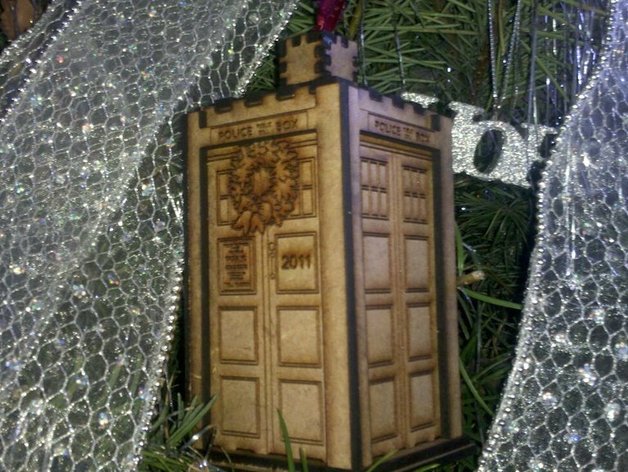 Tardis : Christmas Tree Ornament!