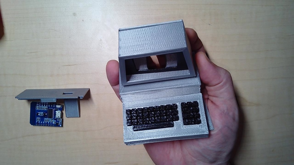 Mini Commodore PET with HiLetgo 1.3" I2C Display