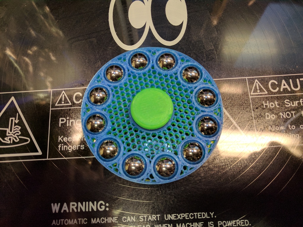 Fidget Spinner Gyroscope 12 1/2" inch balls