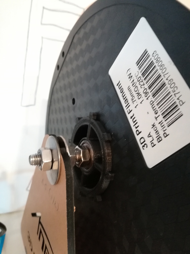 Filament spool on ball bearing holder 