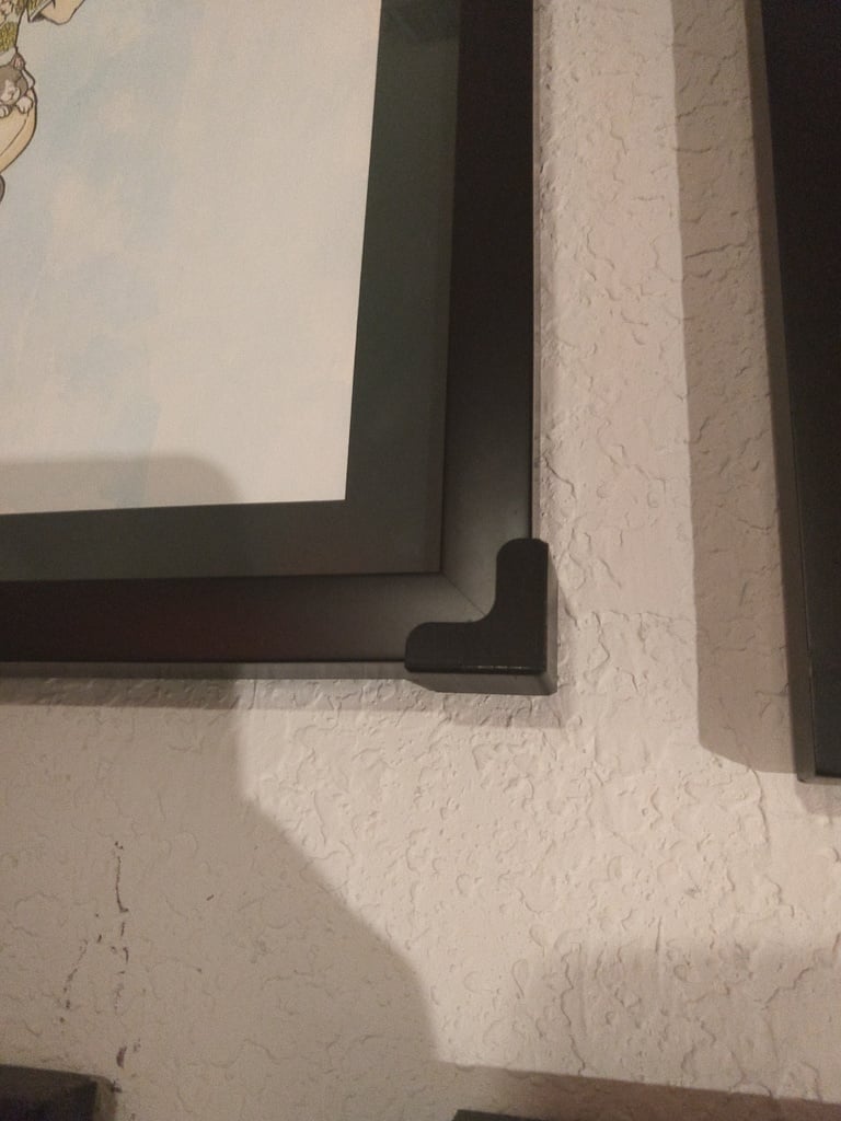 Picture Frame Corner Anchor