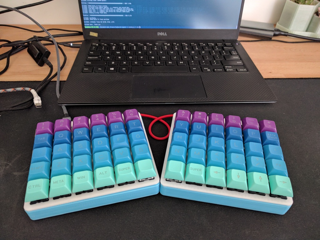 Nyquist Plate + Case