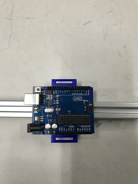 2020 Arduino UNO mounting clip