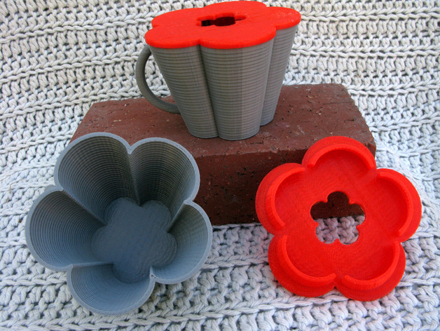 Cup and Lid with Five Cusps