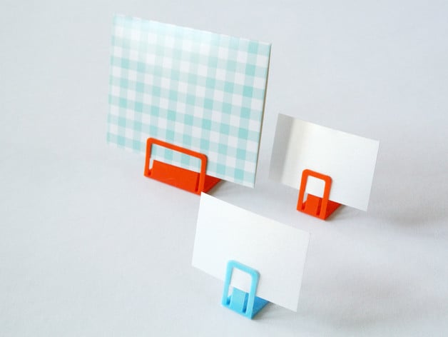 Card stand