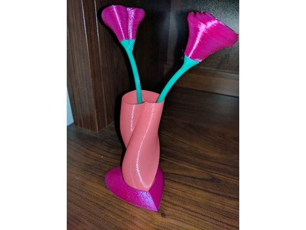 Heart Vase With Heart Support