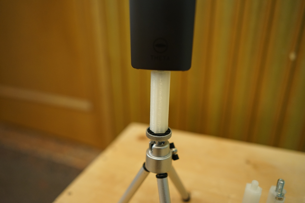 Extension Tripod adapter for Ricoh Theta V with USB cable