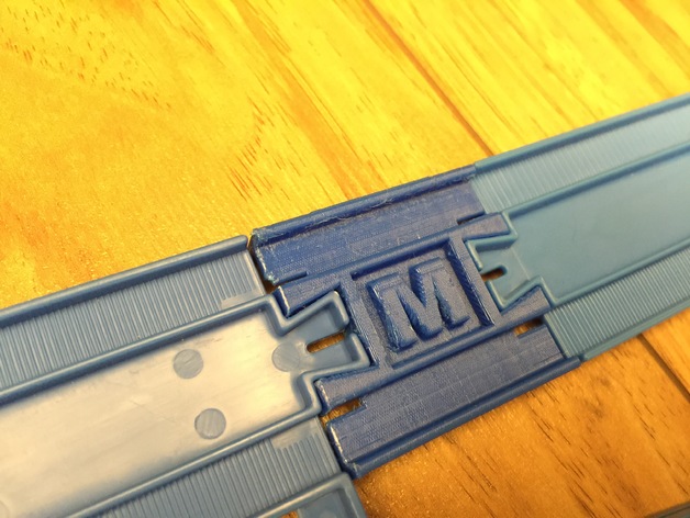 TOMY Trains track notch connector