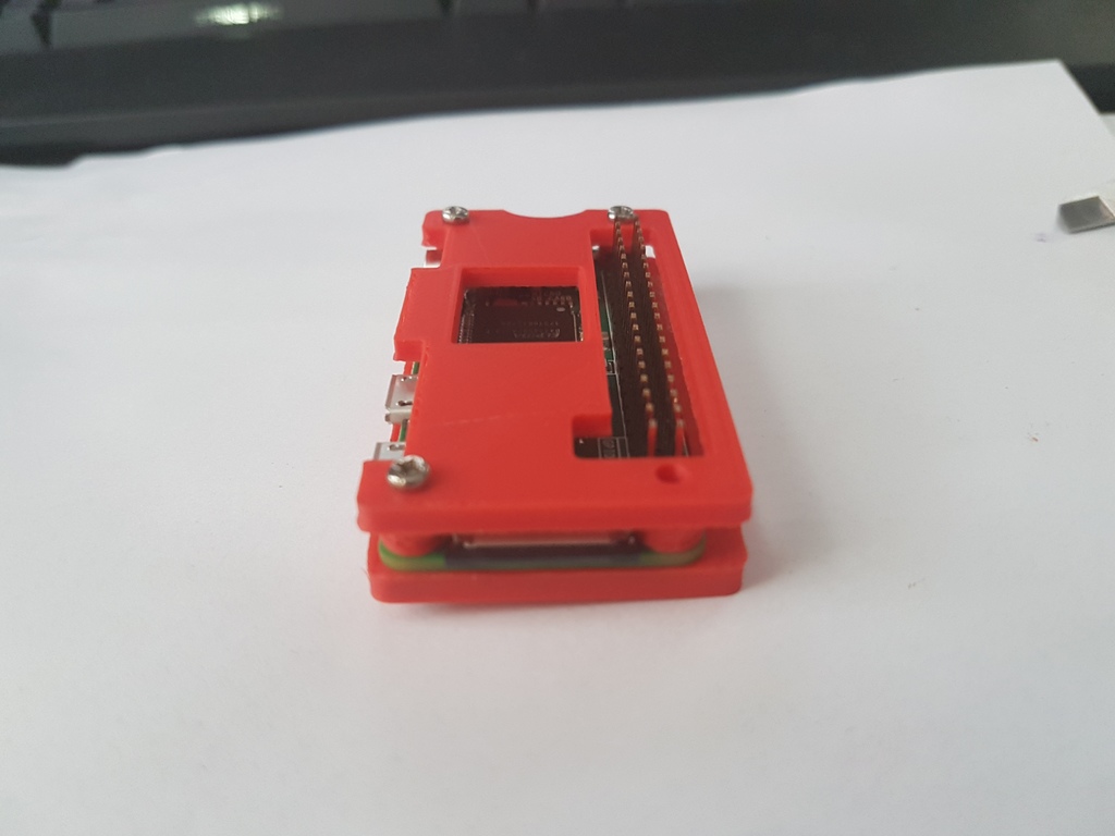 Simple raspberry pi zero case