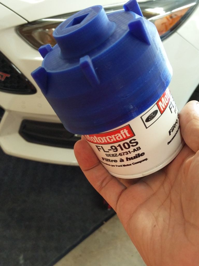 Oil filter removal adapter (MK3 Ford Focus)