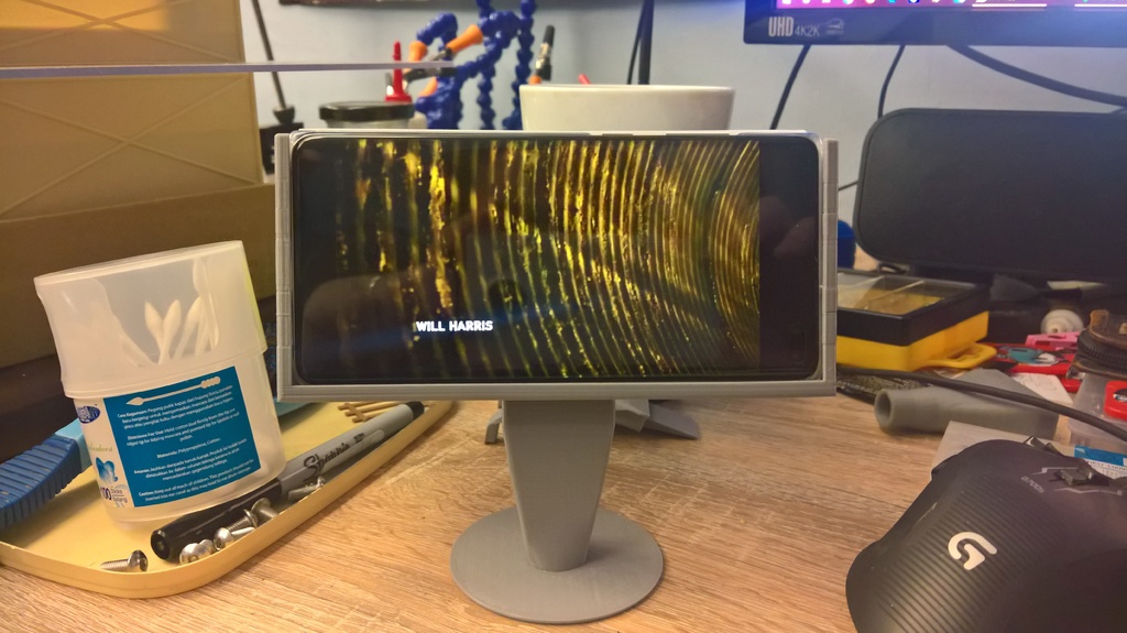 Galaxy S10+ Computer monitor Phone Stand