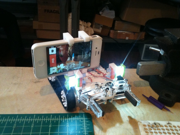 littleBits-modified mini servo gripper