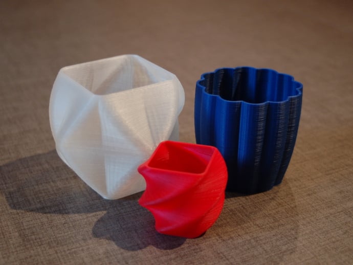 Rounded Square Vase, Cup, and Bracelet Generator