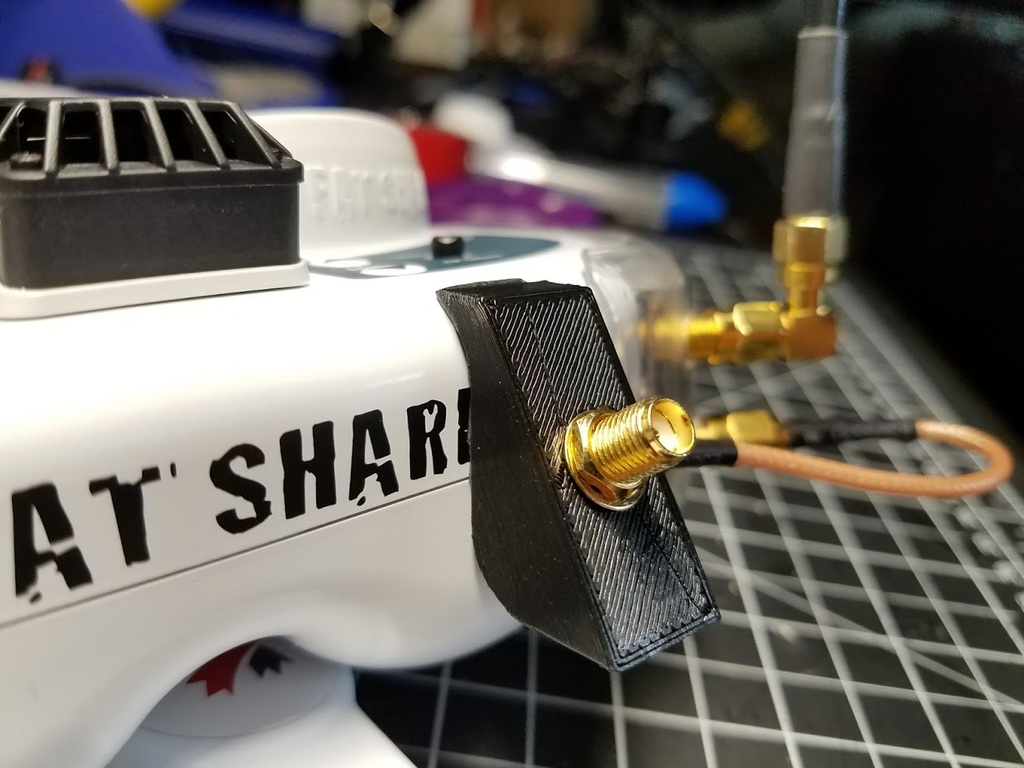 Fatshark 30 degree SMA Pigtail Holder (X2Air)