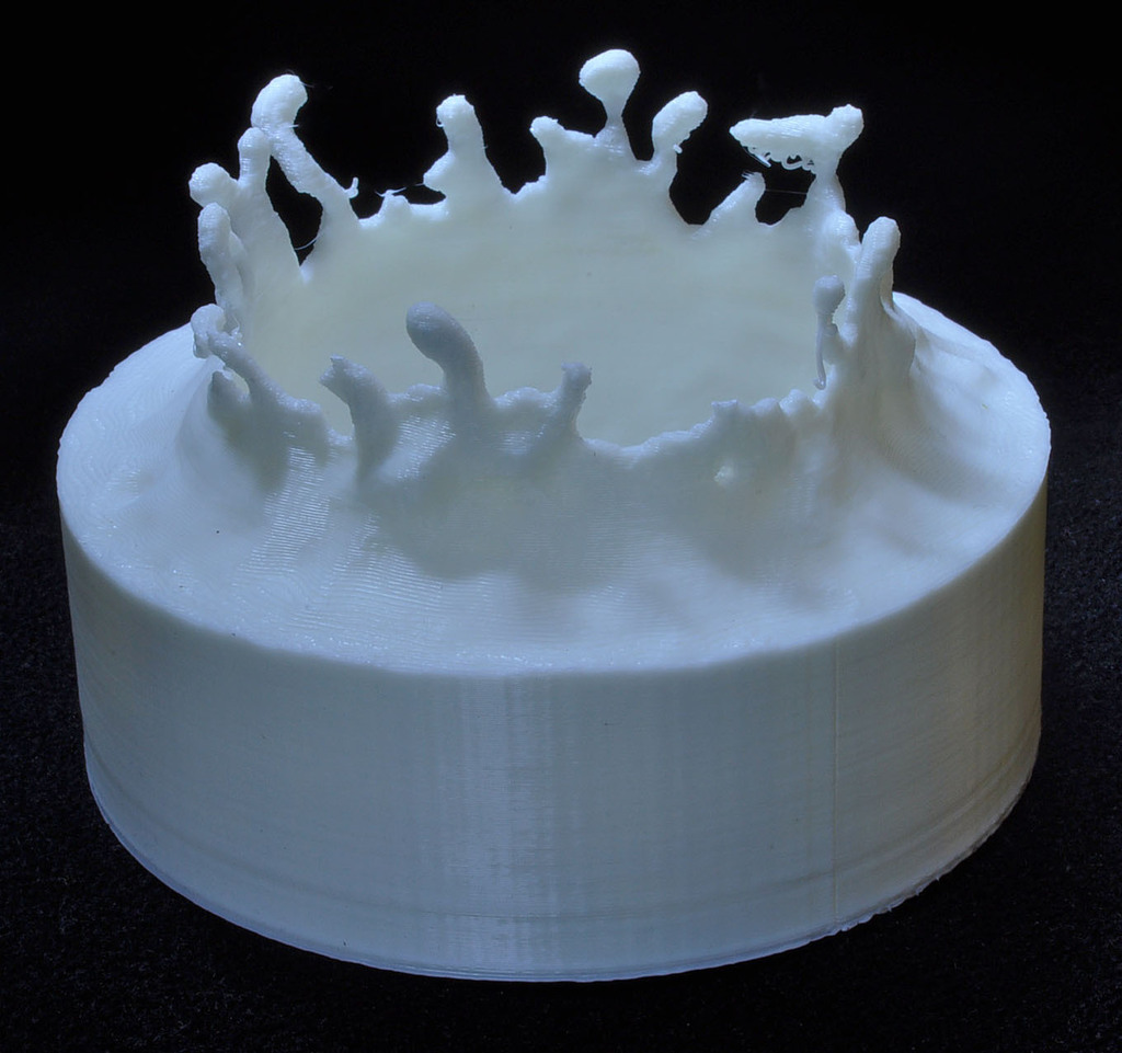 Water puddle splash.  Blender fluid model