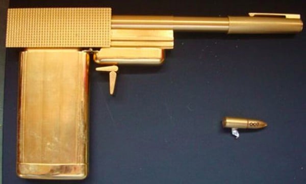 James Bond 007 Golden gun