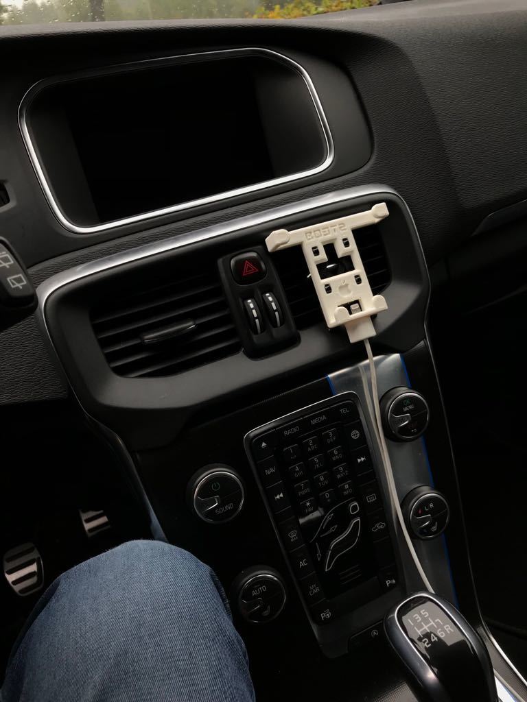 iPhone PLUS or X car holder with charger