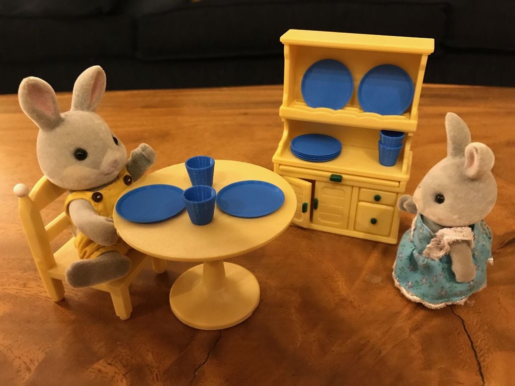 Stackable Dishes for Doll House