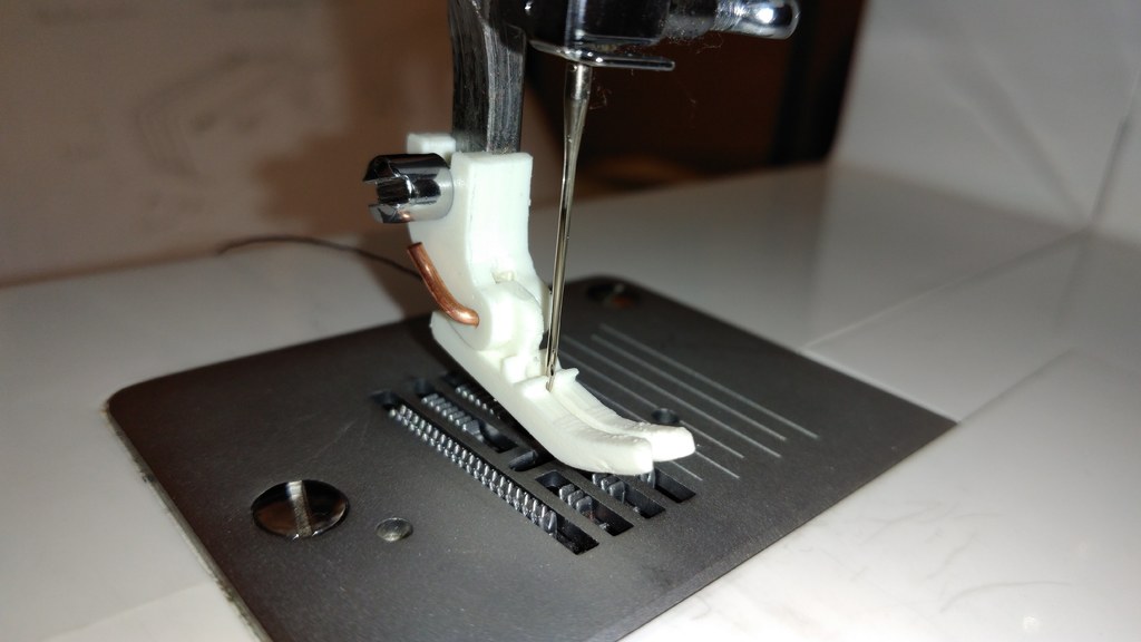 Sewing machine foot 6mm for Lucznik and similar