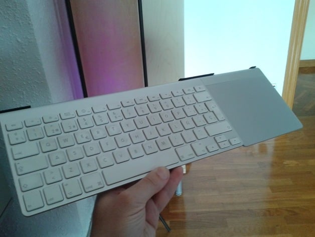 Apple Wireless Keyboard and Magic Trackpad joiner