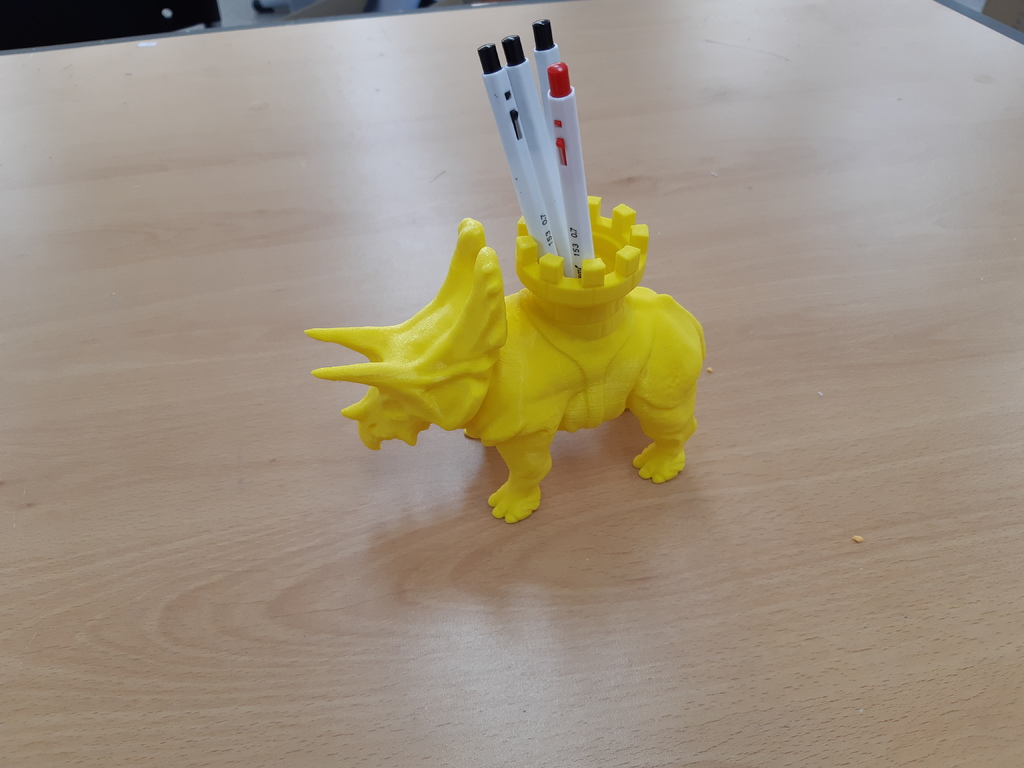 Dinosaur_pencil_vase