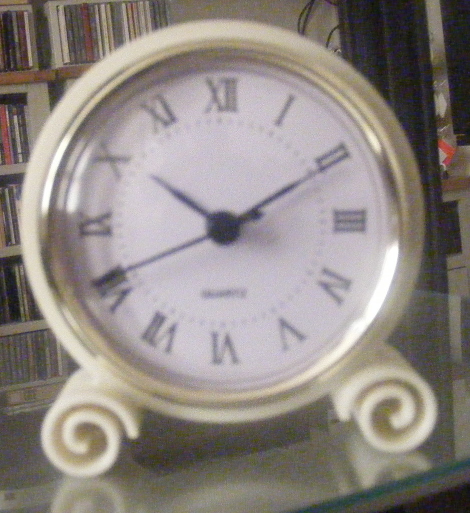 scroll clock