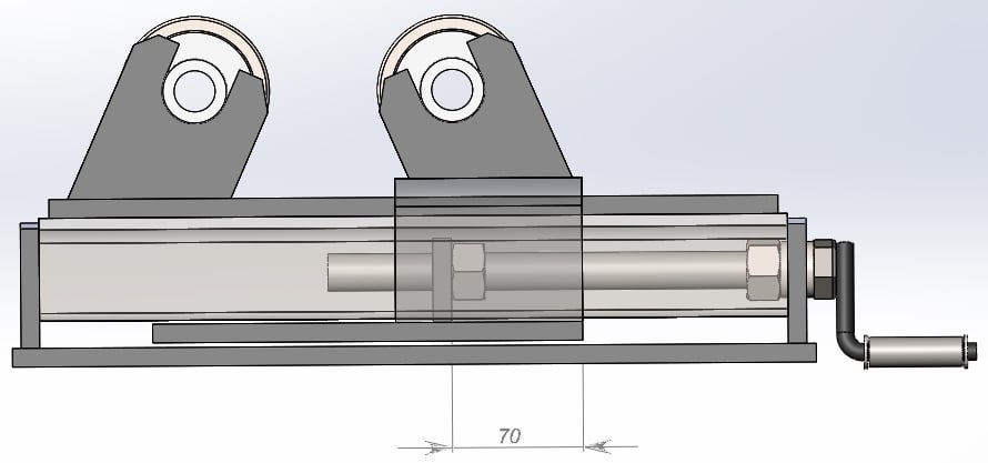 Adjustable rollers for welding.