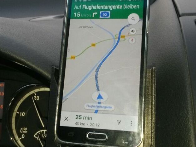 W639 Viano Vito Galaxy S5 Smartphone Holder