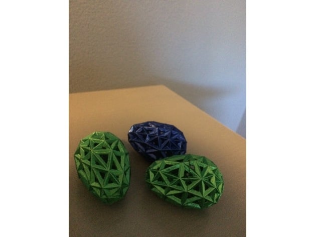 Low Poly Lattice Easter Eggs