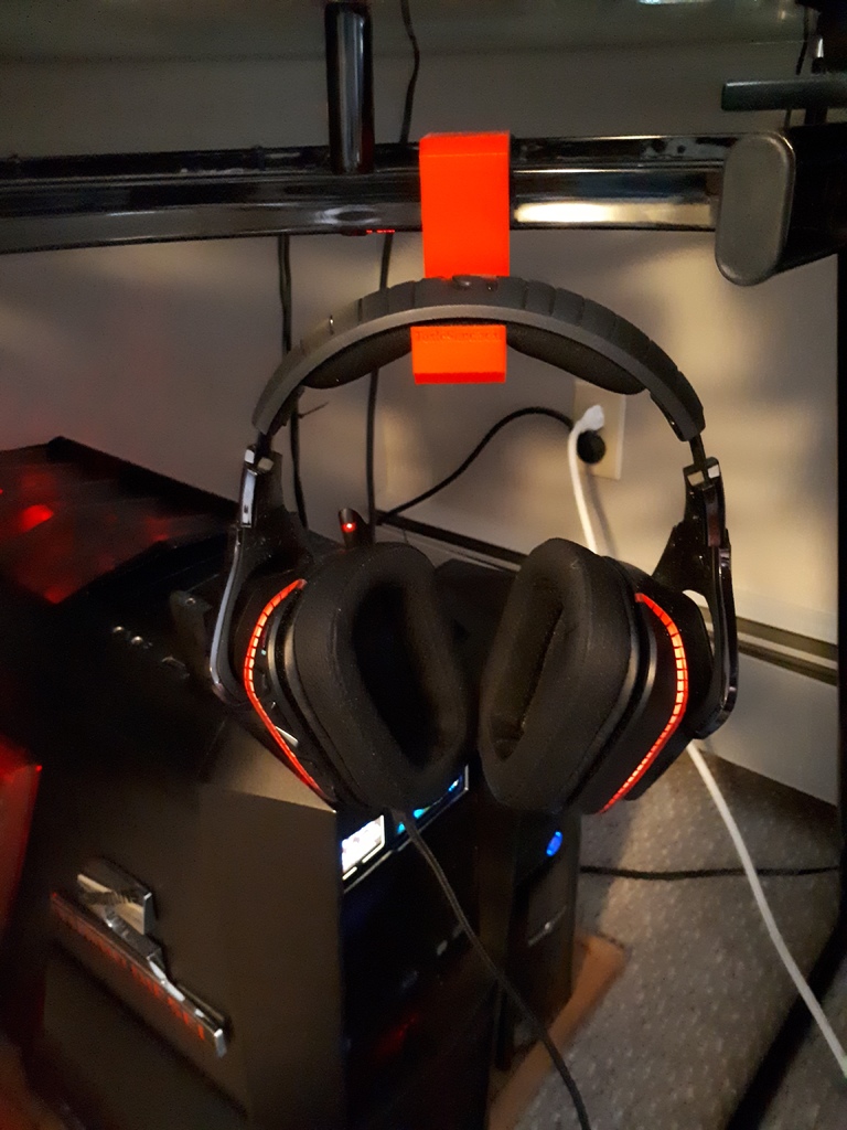 Gaming headset desk hook