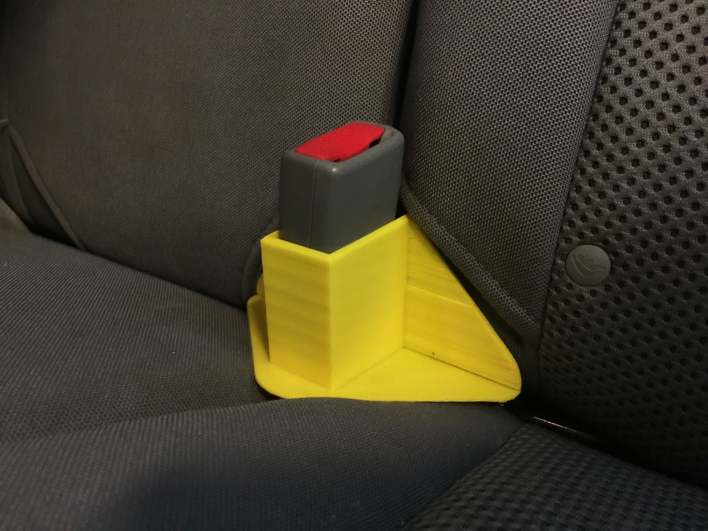 Seat belt latch holder