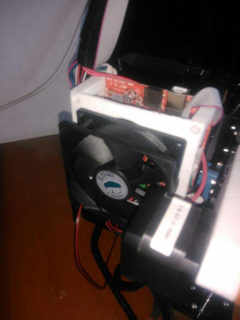 Anet A8 motherboard fan