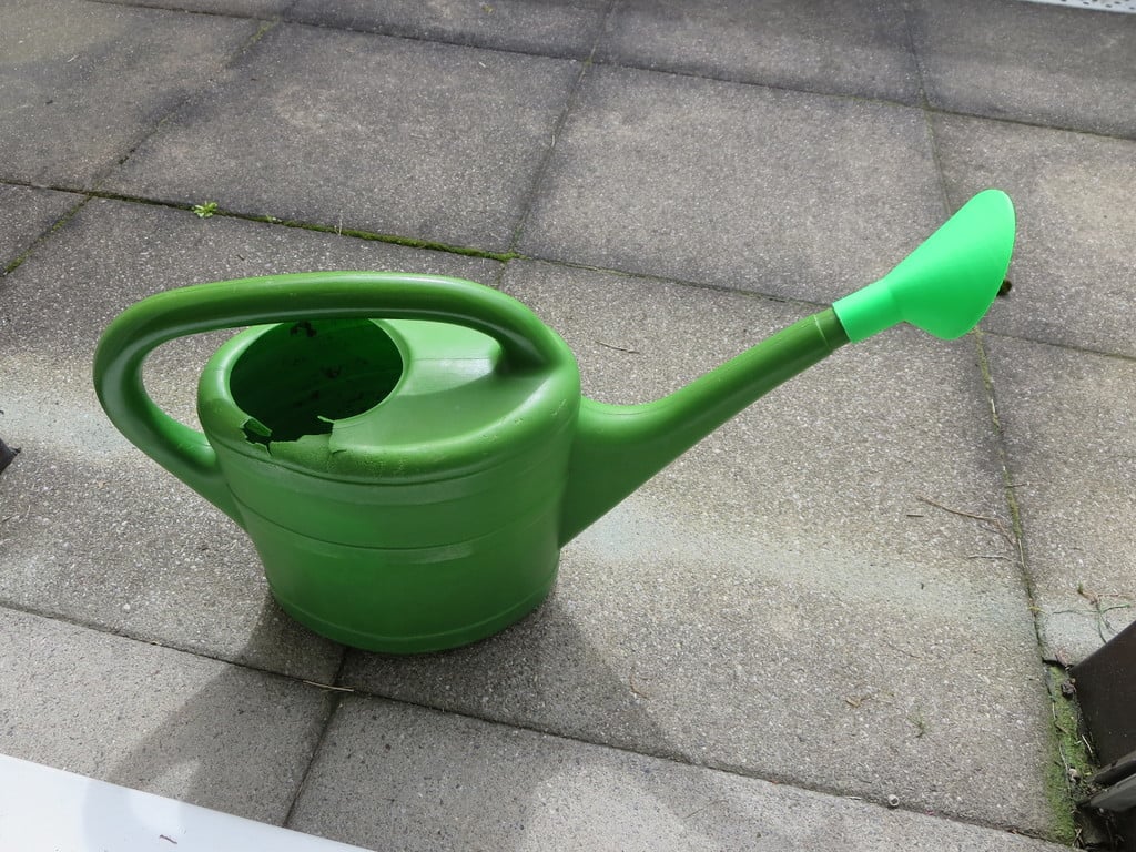 watering can sprinkle nozzle