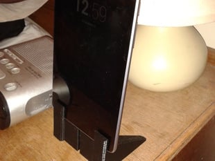 Nexus 7 Stand with Wire Slot